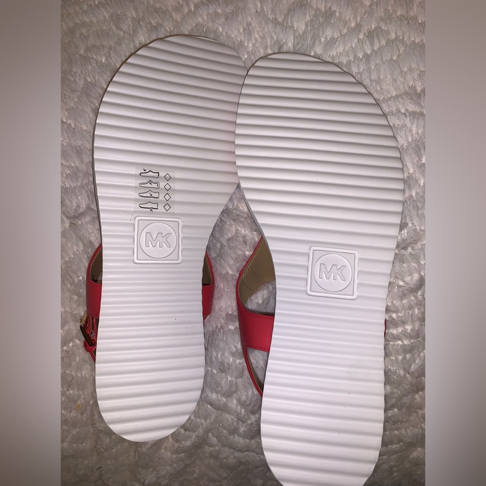 MICHAEL KORS JILLY FLAT SANDALS - Picture 4 of 5